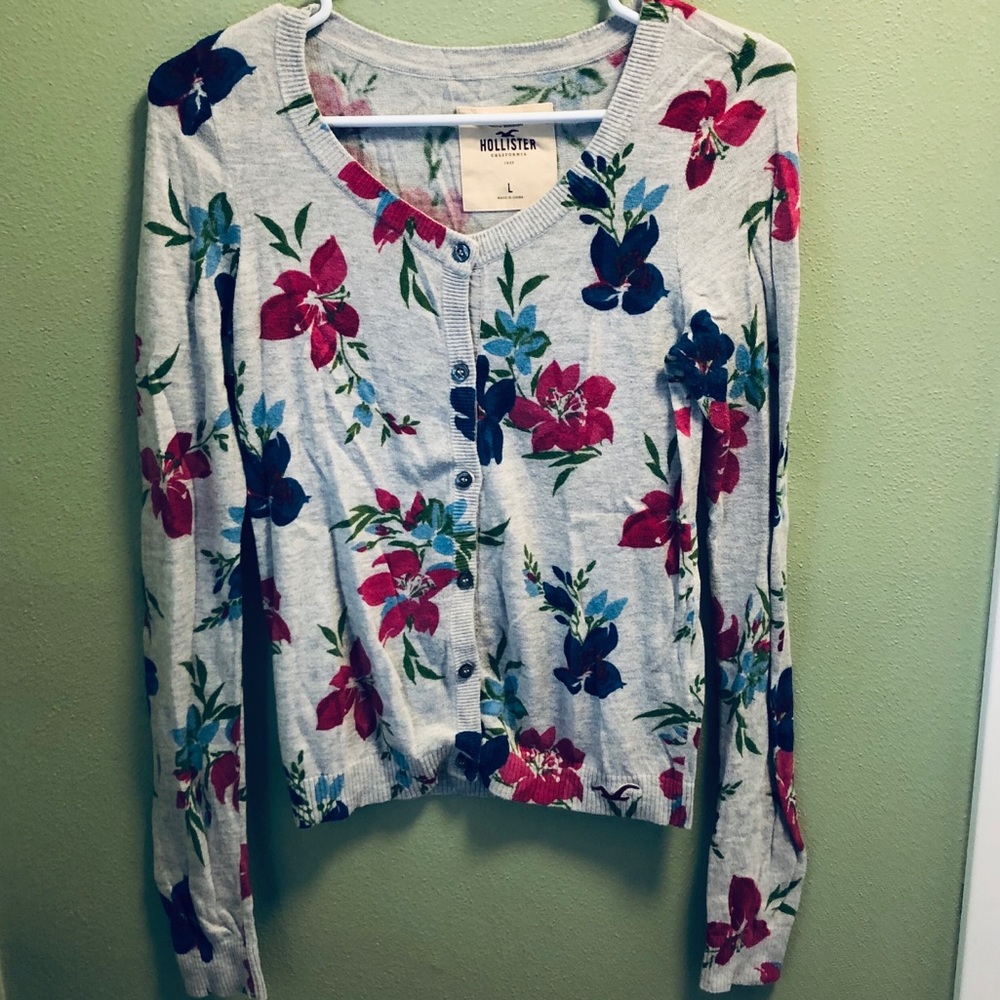 GRAY HOLLISTER CARDIGAN